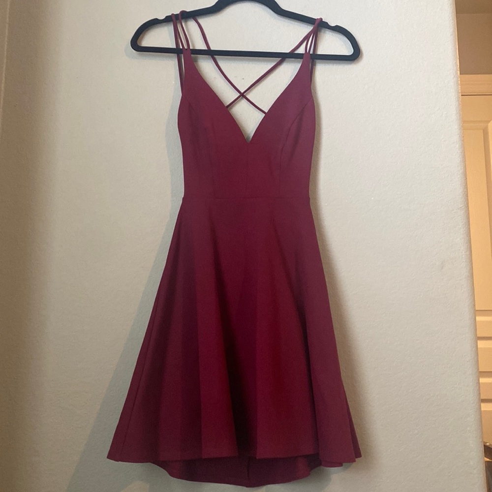 Burgundy red open back Lulu’s dress - size XS
